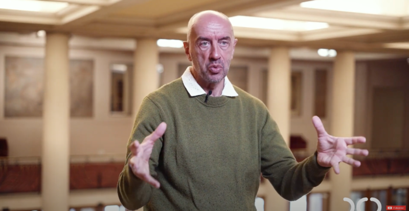 Hervé Niquet présente "Requiem, l'ultime chef d'œuvre", le 2 décembre au Théâtre des Champs-Élysées