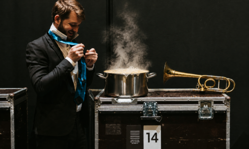 Le quiz de l'orchestre : Et si votre façon de cuisiner révélait aussi votre façon d’écouter la musique ?